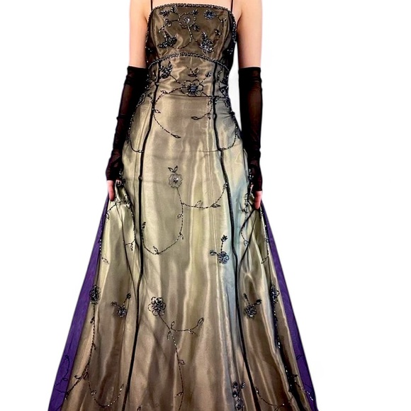 Rare Y2K 90’s Blondie Nites Khaki Formal Beaded Gown W/ Satin & Lace. - Picture 2 of 12